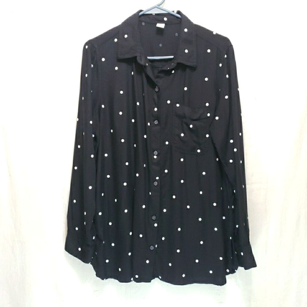 Old Navy Black Polka Dot Button Down Shirt Large L Long Sleeve Pocket Rayon